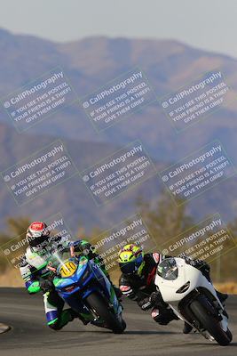 media/Dec-17-2022-SoCal Trackdays (Sat) [[224abd9271]]/Turn 7 Set 2 (1140am)/